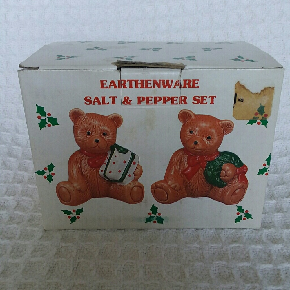 Earthenware Christmas Bear Salt & Pepper Shakers